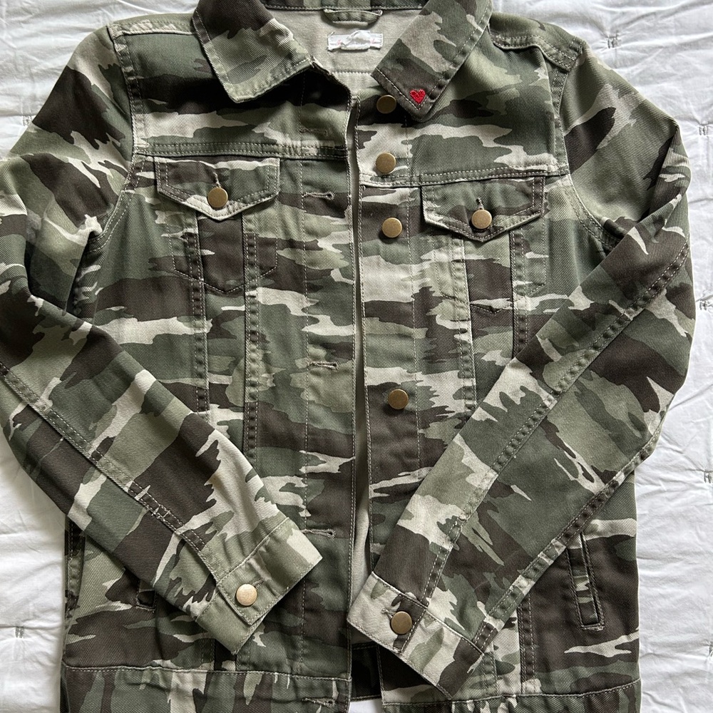 Ingrid & Isabel MAMA Camo Jean Jacket